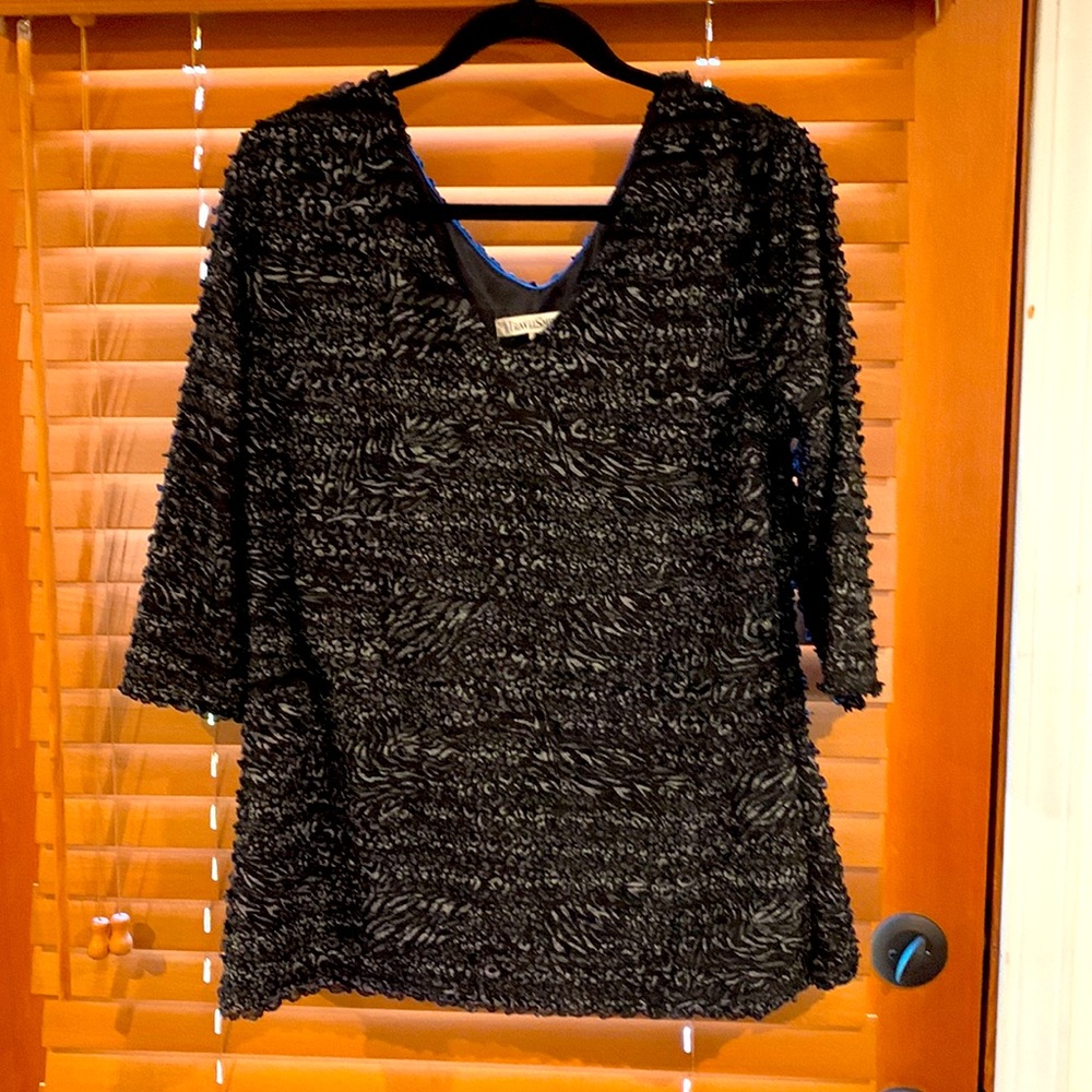 TravelSmith top…perfect for travel. Lined with black/silver tiny ruffles.
